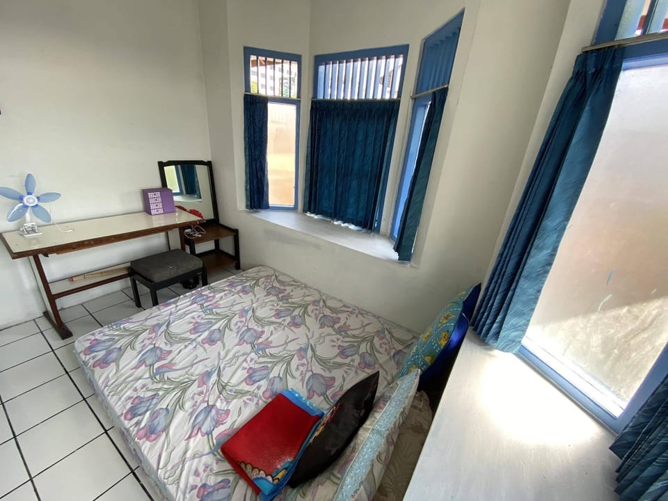 Basic Room | Individually decorated, individually furnished, desk, free WiFi