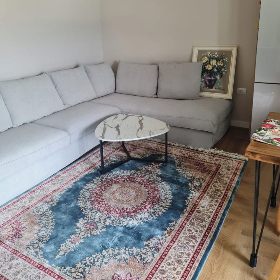 Apartment, 1 Bedroom | Hypo-allergenic bedding, minibar, desk, soundproofing