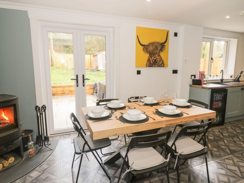 Cottage | Interior