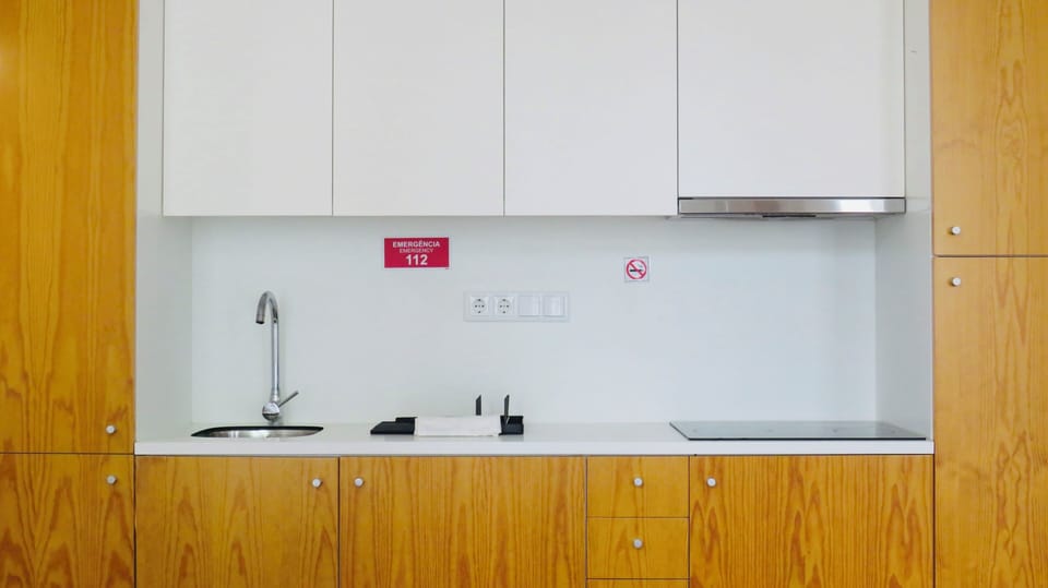 Fridge, microwave, stovetop, cookware/dishes/utensils