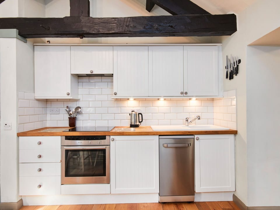 Cottage | Interior