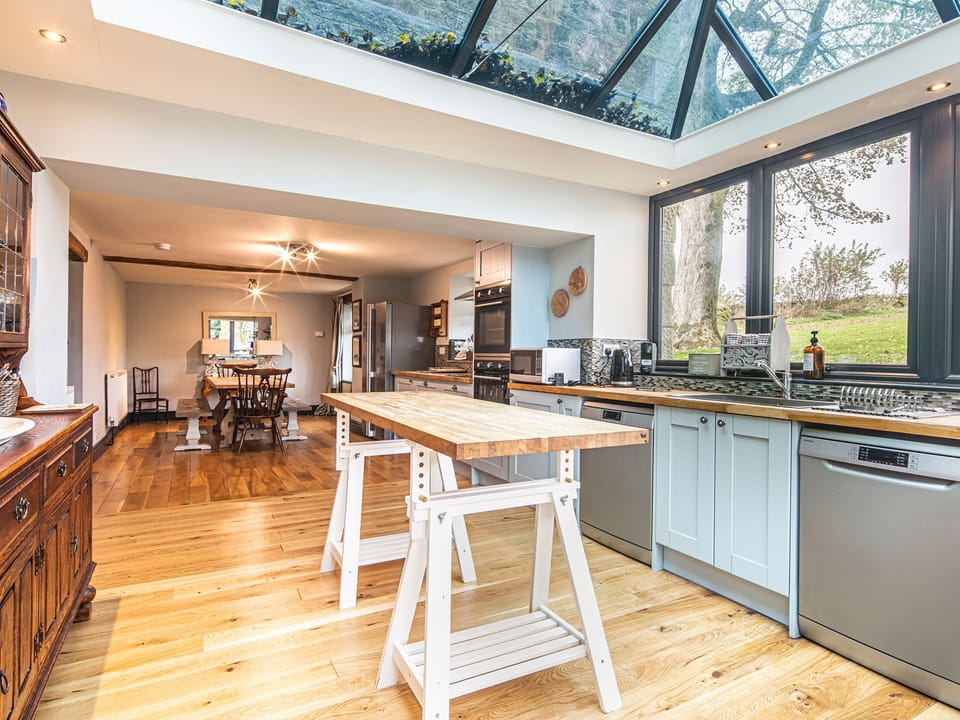 Fridge, dishwasher, electric kettle, toaster