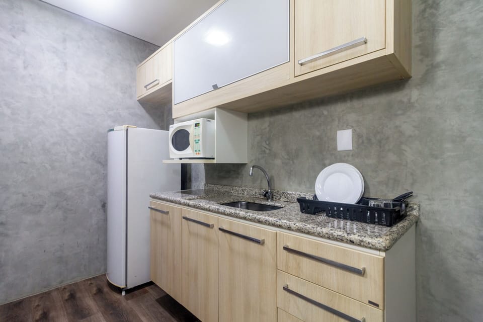 Triplo | Private kitchen | Fridge, microwave