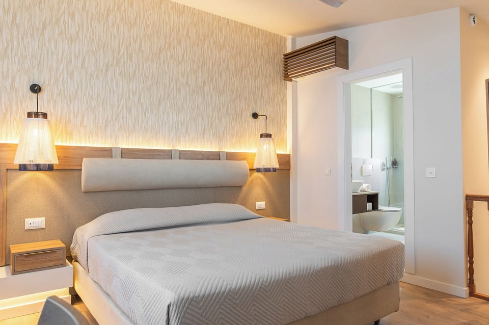 Maisonette | In-room safe, blackout drapes, free WiFi, bed sheets