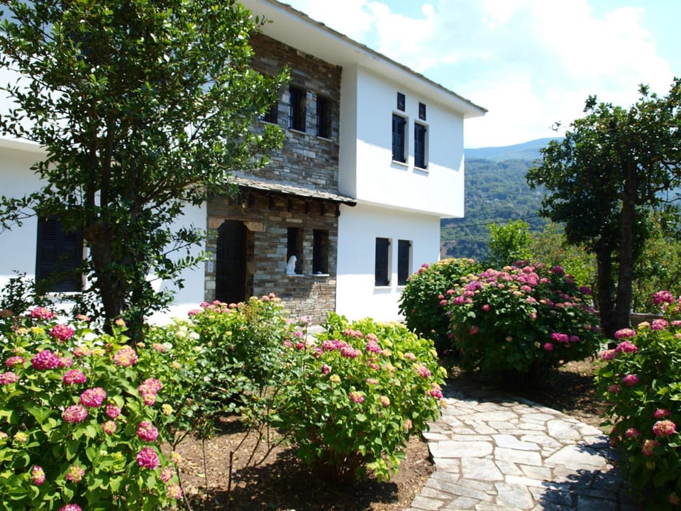 Villa Zina Studio 1 Apartment in Magnesia Prefecture, Greece