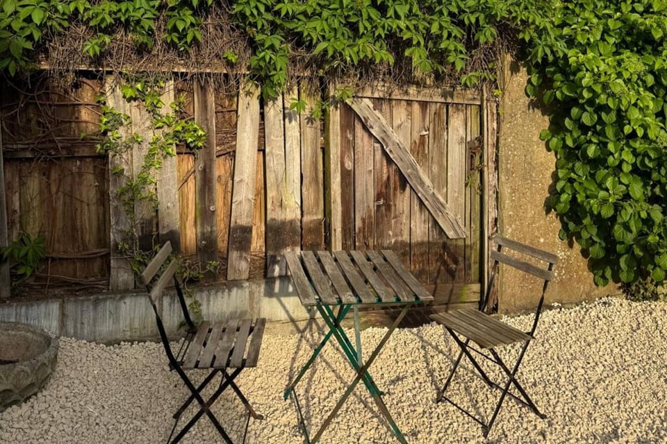 Cottage | Property grounds