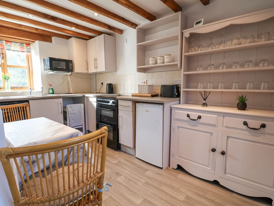 Fridge, dishwasher, electric kettle, toaster