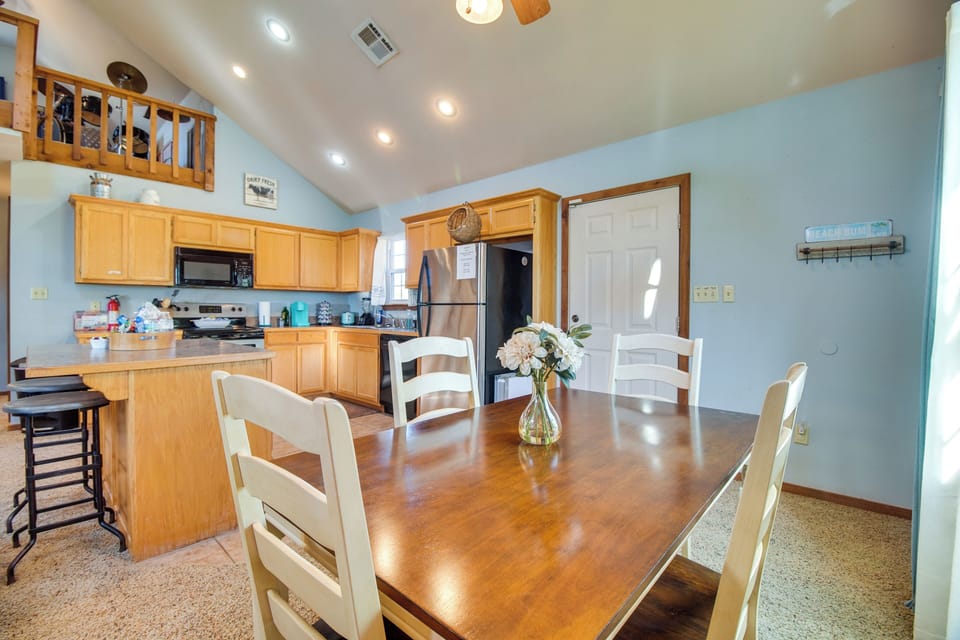 House (2 Bedrooms) | Interior