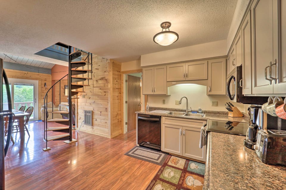 Apartment (3 Bedrooms) | Front of property