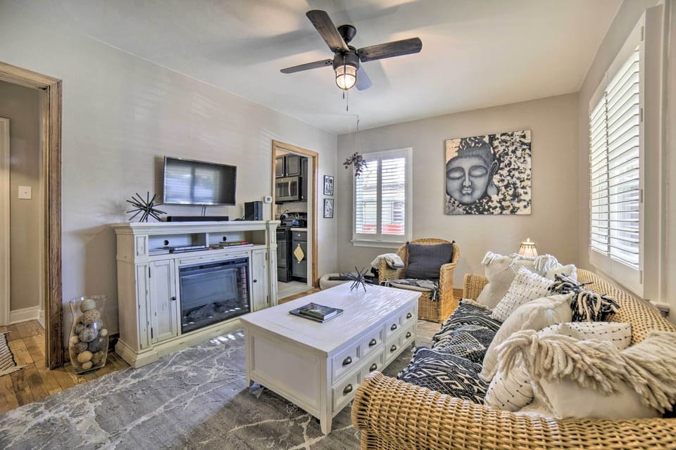 House (3 Bedrooms) | Front of property