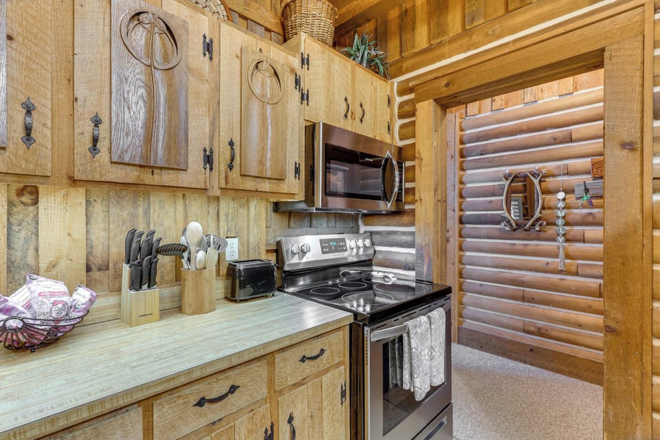 House (2 Bedrooms) | Interior