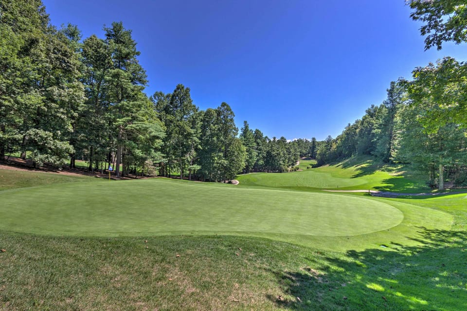 Apartment (0 Bedroom) | Interior