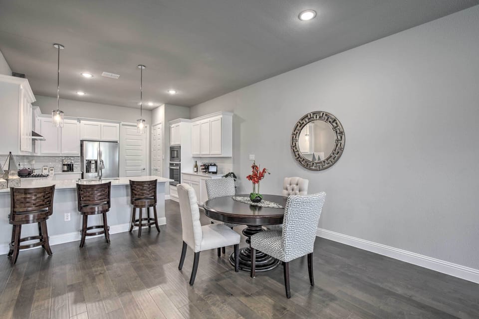 House (3 Bedrooms) | Interior