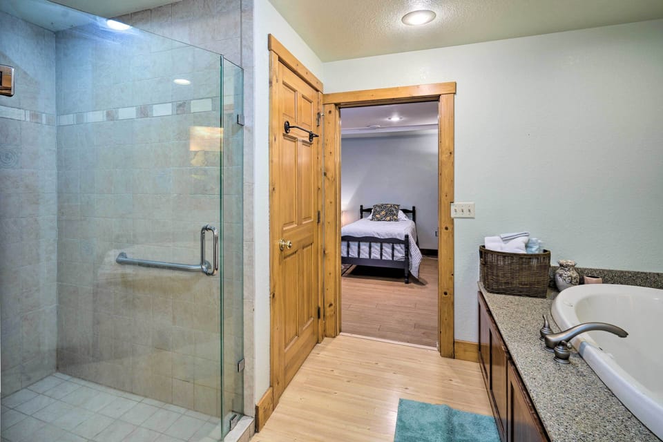 Hiking Nearby! Secluded Ellsworth Apartment Apartment in Wisconsin