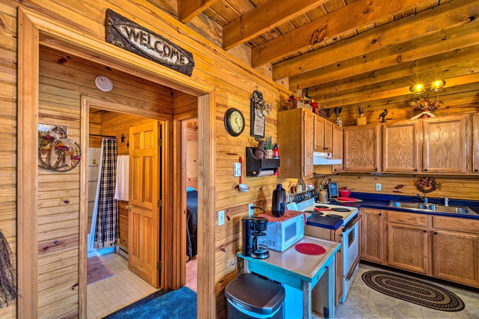 House (2 Bedrooms) | Interior