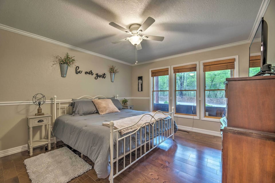 Updated Cabin on White River by Boat Landing! Cottage in Arkansas