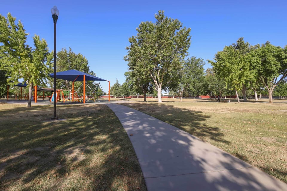 Private Pool & Patio: Pet-friendly Bakersfield Gem Cottage in Bakersfield