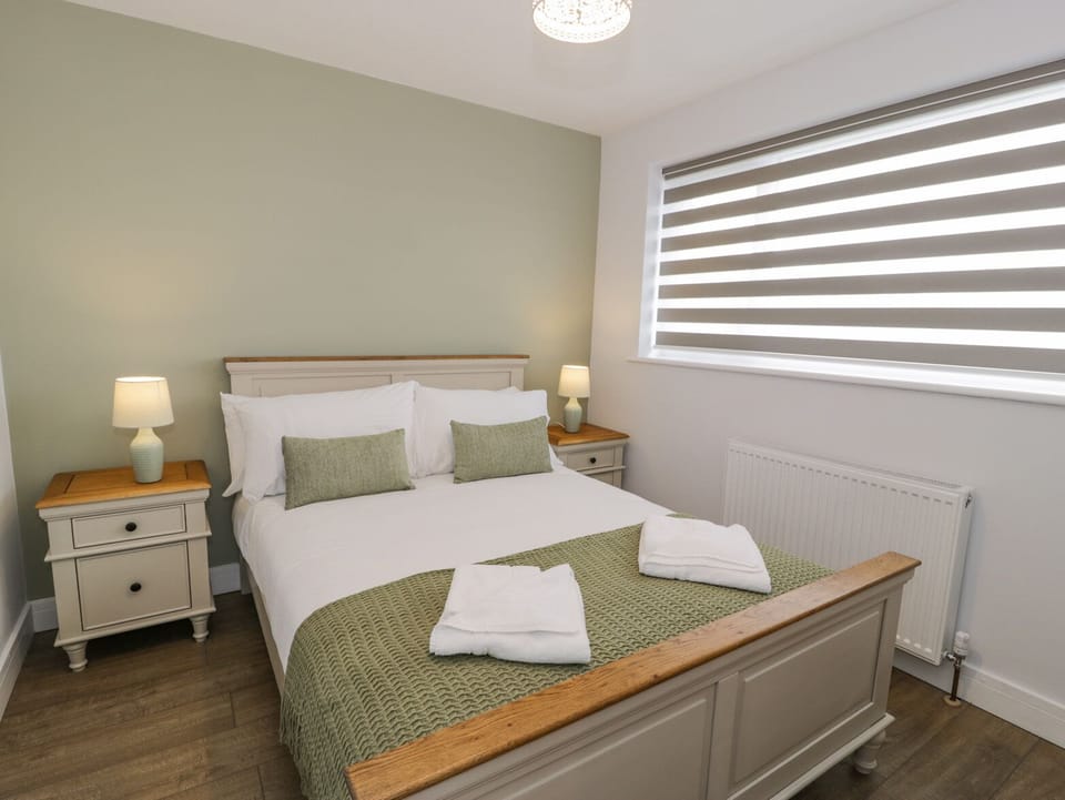 Cottage | 4 bedrooms, individually decorated, individually furnished, free WiFi