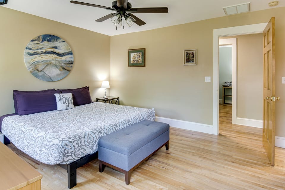House (3 Bedrooms) | Interior