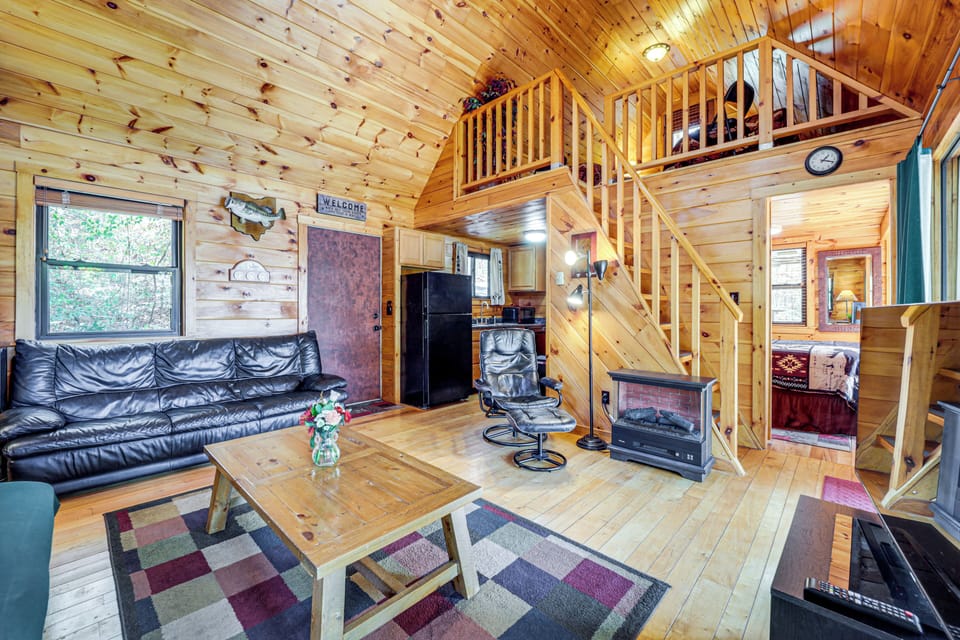 House (2 Bedrooms) | Interior