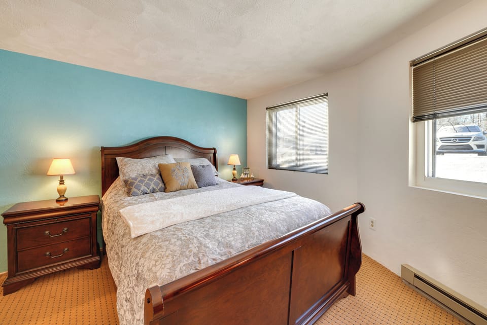 Idyllic Somerset Condo: Ski, Hike & Relax! Apartment in Pennsylvania