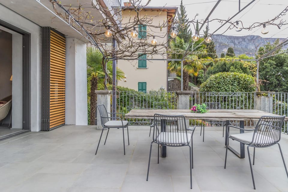 House | Terrace/patio