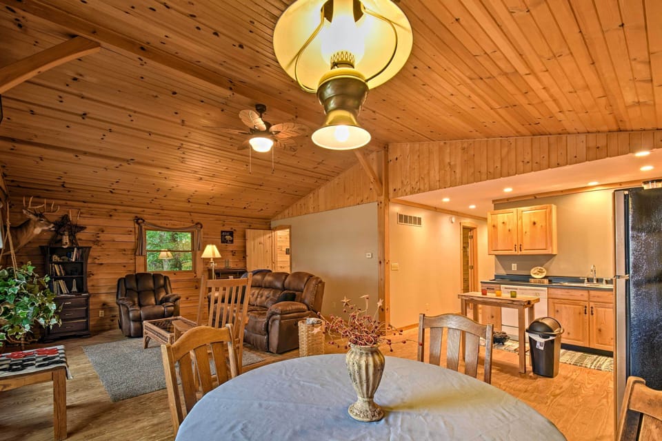 House (2 Bedrooms) | Interior