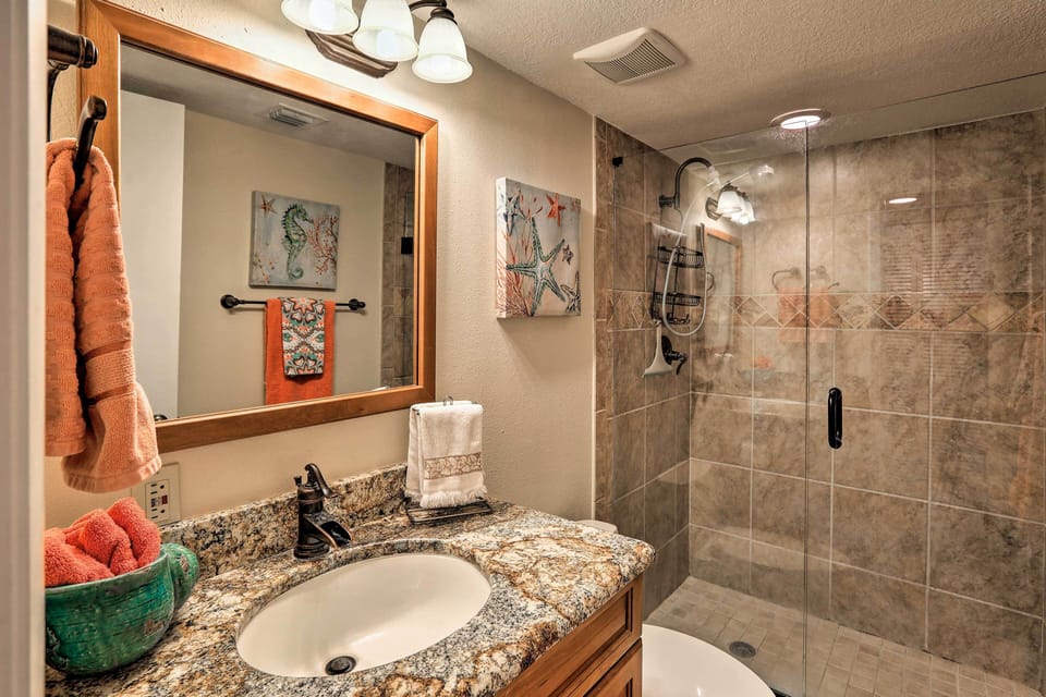 Waterfront Daytona Beach Shores Condo w/ Amenities Apartment in Daytona Beach Shores