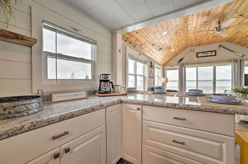 Cottage (2 Bedrooms) | Interior