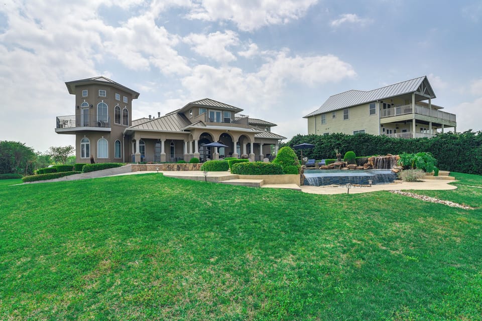 Villa (5 Bedrooms) | Interior