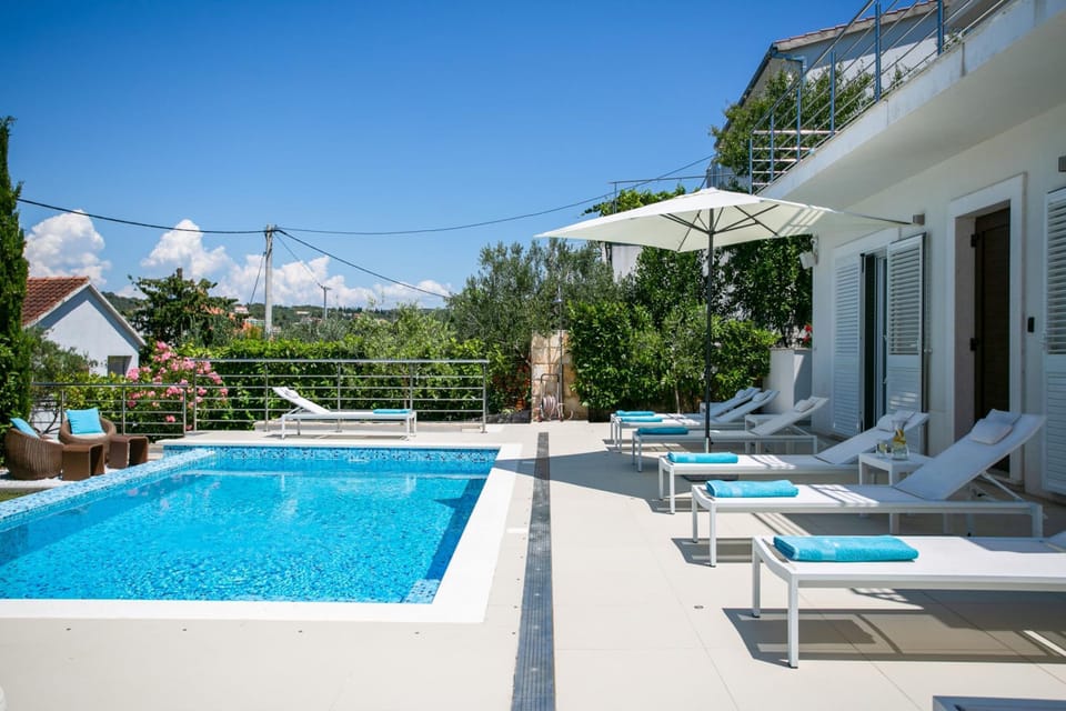 Villa | 4 bedrooms, soundproofing