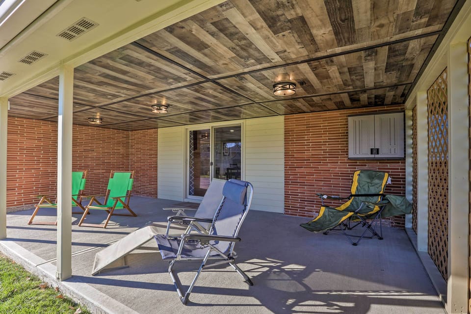 House (2 Bedrooms) | Interior