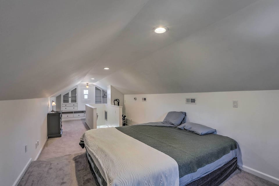Historic Reno Home on Riverwalk: 1 Mi to Midtown Cottage in Reno