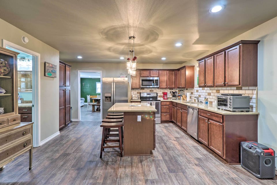 House (2 Bedrooms) | Interior