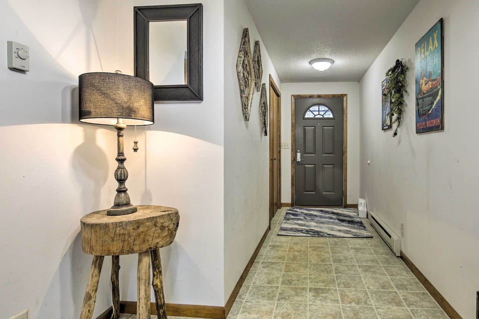 House (2 Bedrooms) | Interior