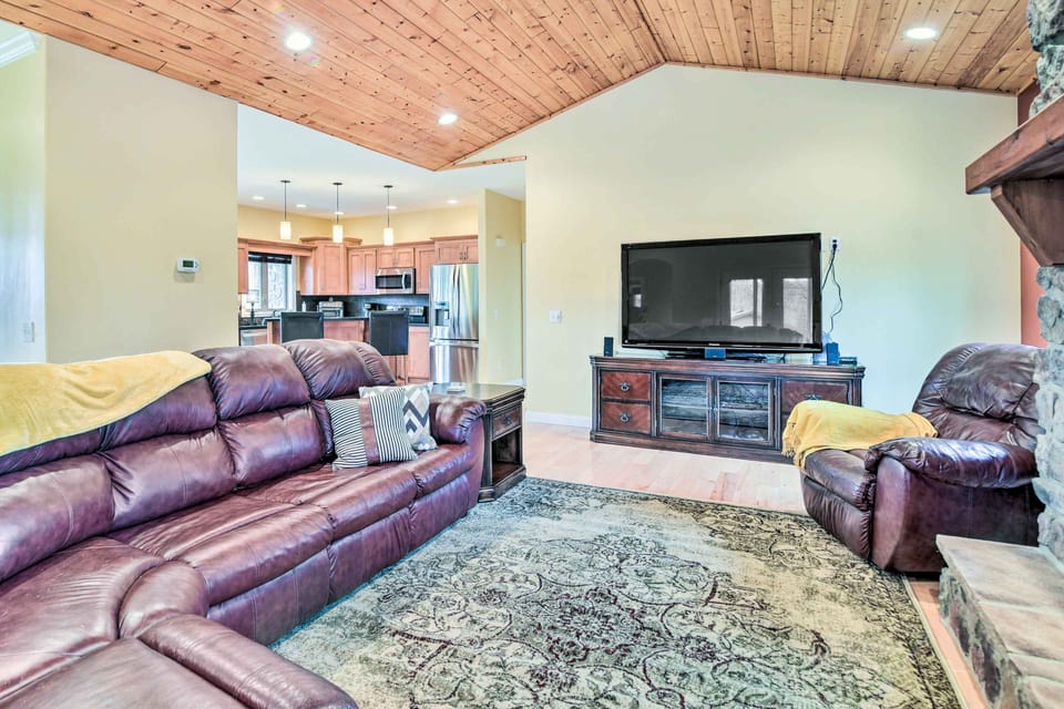 House (2 Bedrooms) | Interior