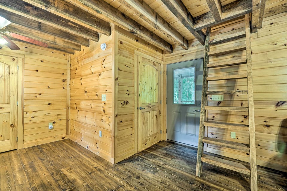 House (1 Bedroom) | Interior