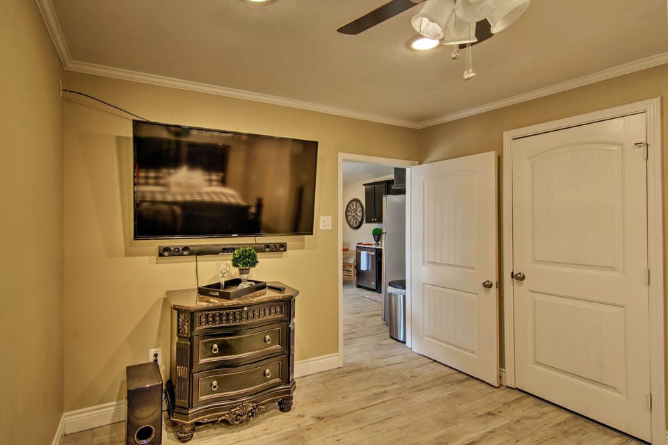 House (1 Bedroom) | Interior