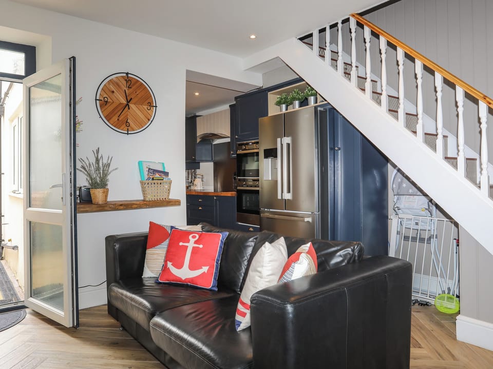 Cottage | Living area