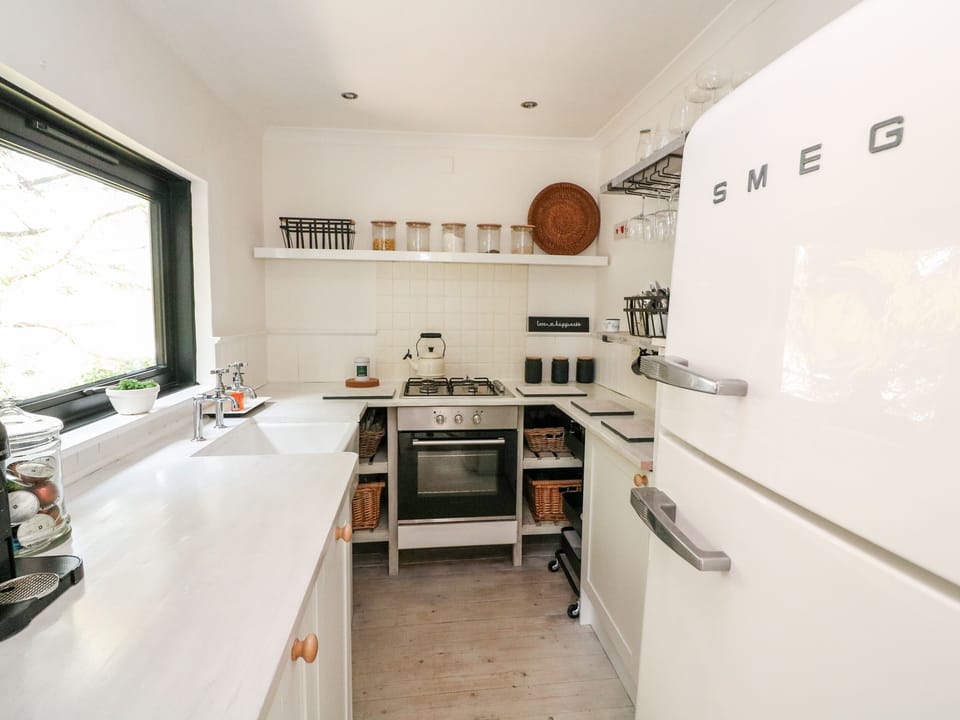Fridge, dishwasher, electric kettle, toaster