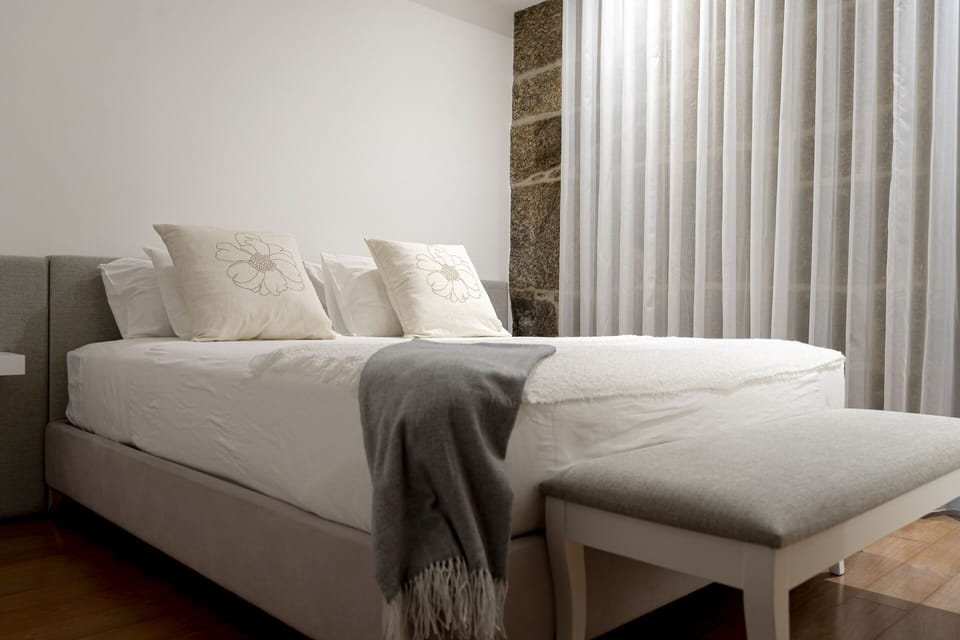 Basic Double Room | Soundproofing, free WiFi, bed sheets