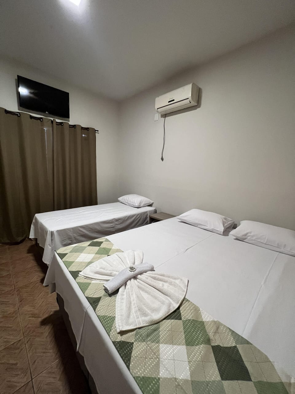 Family Triple Room | Free WiFi
