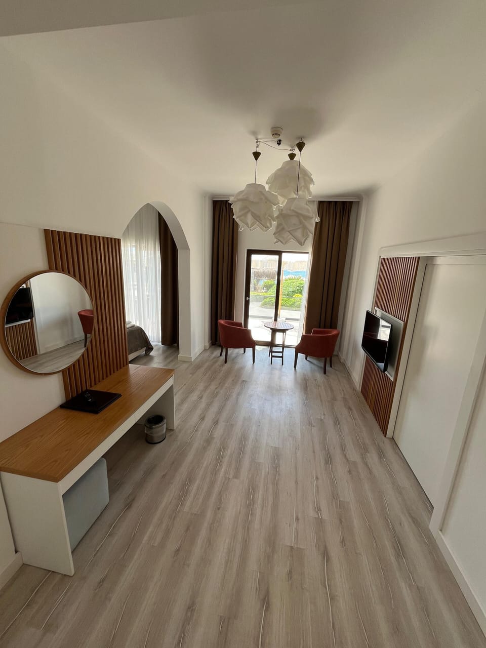 Premium Suite, 1 Queen Bed, Sea View, Beachfront | Hypo-allergenic bedding, minibar, in-room safe, desk
