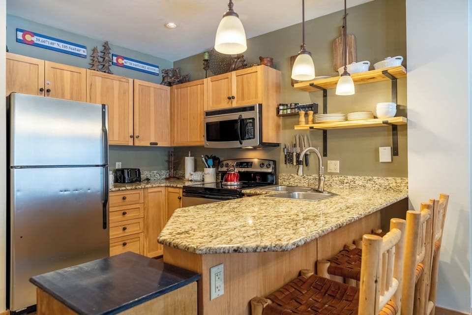 Condo (2 Bedrooms) | Property amenity