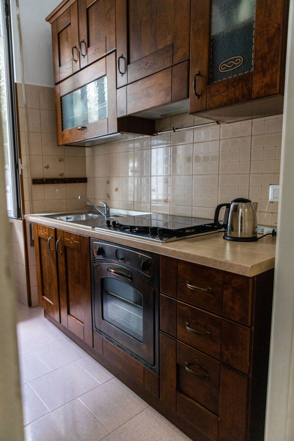 Basic Apartment | Private kitchen | Espresso maker, full-size fridge, oven, dishwasher
