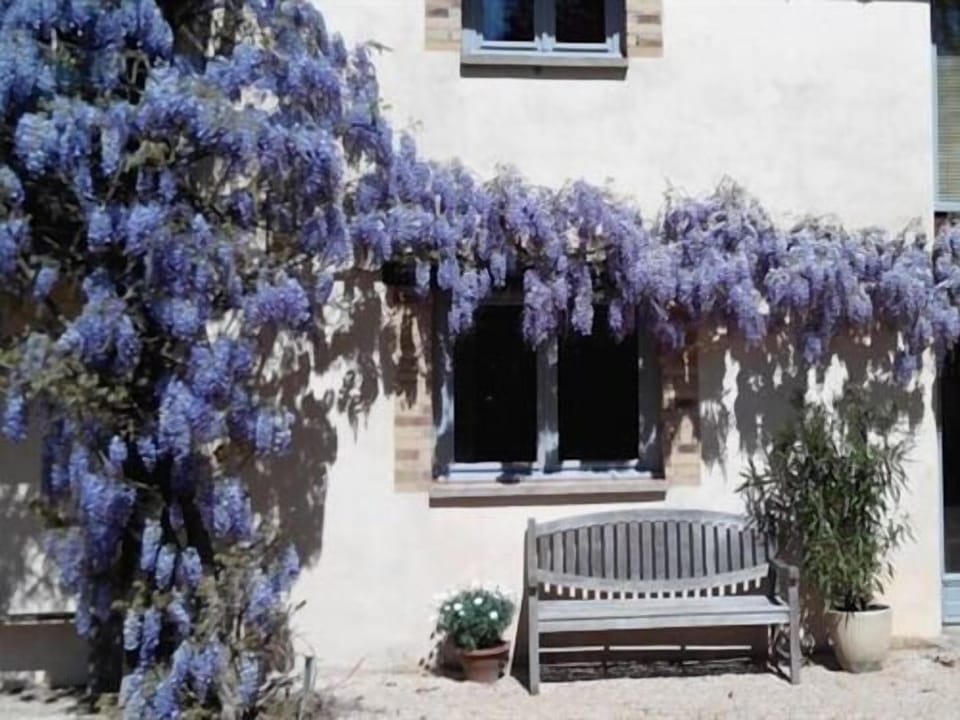Les Barelles Chambres Dhôtes Bed and Breakfast in Auvergne-Rhône-Alpes