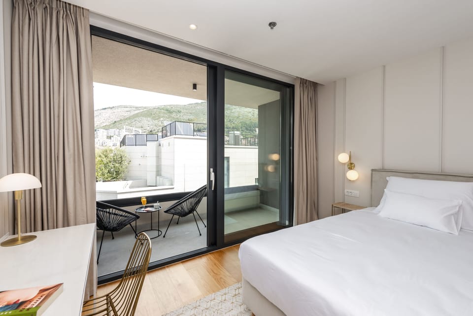 Superior Double Room, 1 King Bed | Premium bedding, desk, laptop workspace, free WiFi