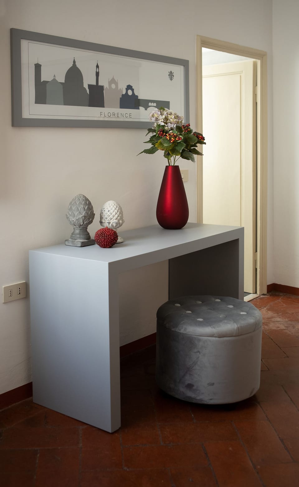 Desk, laptop workspace, iron/ironing board, free WiFi