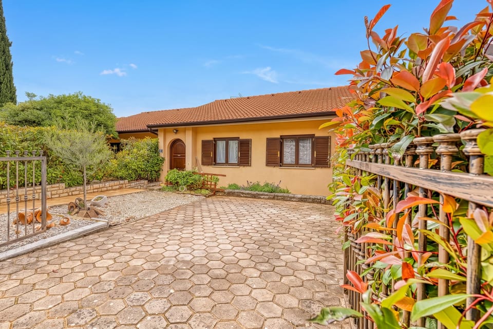 Family House, 2 Bedrooms, 2 Bathrooms (Pool House Kristina near Poreč)