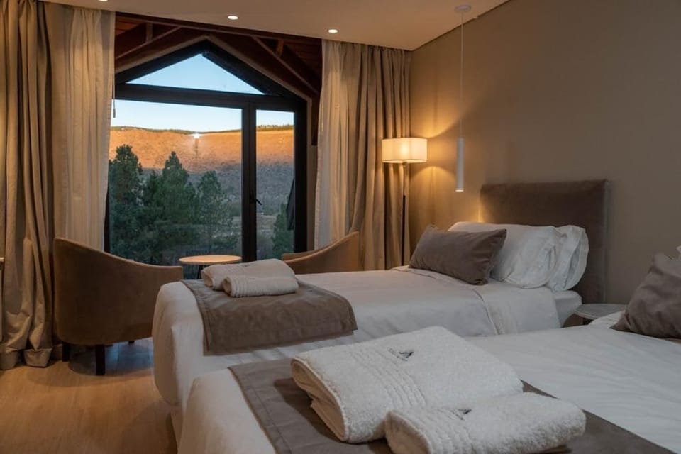 Standard Twin Room, River View | Free WiFi, bed sheets